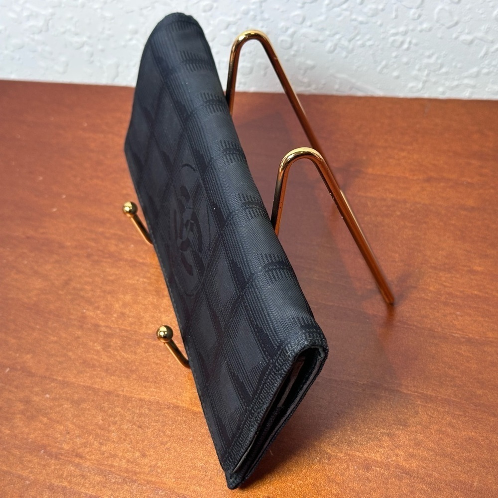 CHANEL Vintage Black Travel Line
Nylon Long Wallet - Picture 4 of 12